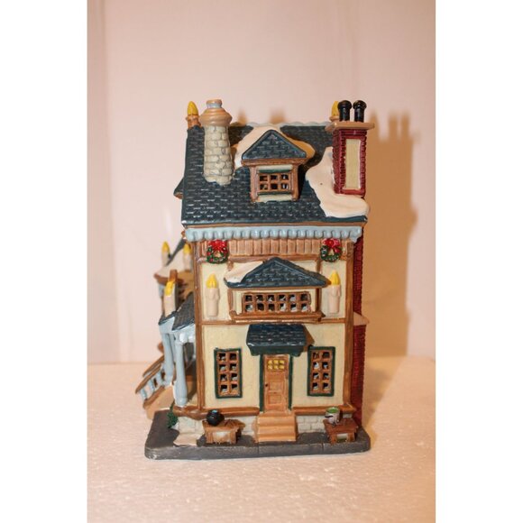 Lemax Caddington Village - Wick & Sons Candle Shop - Picture 3 of 5